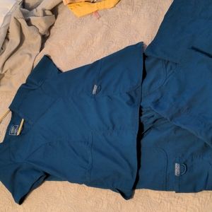 Cherokee Revolution Scrub Set